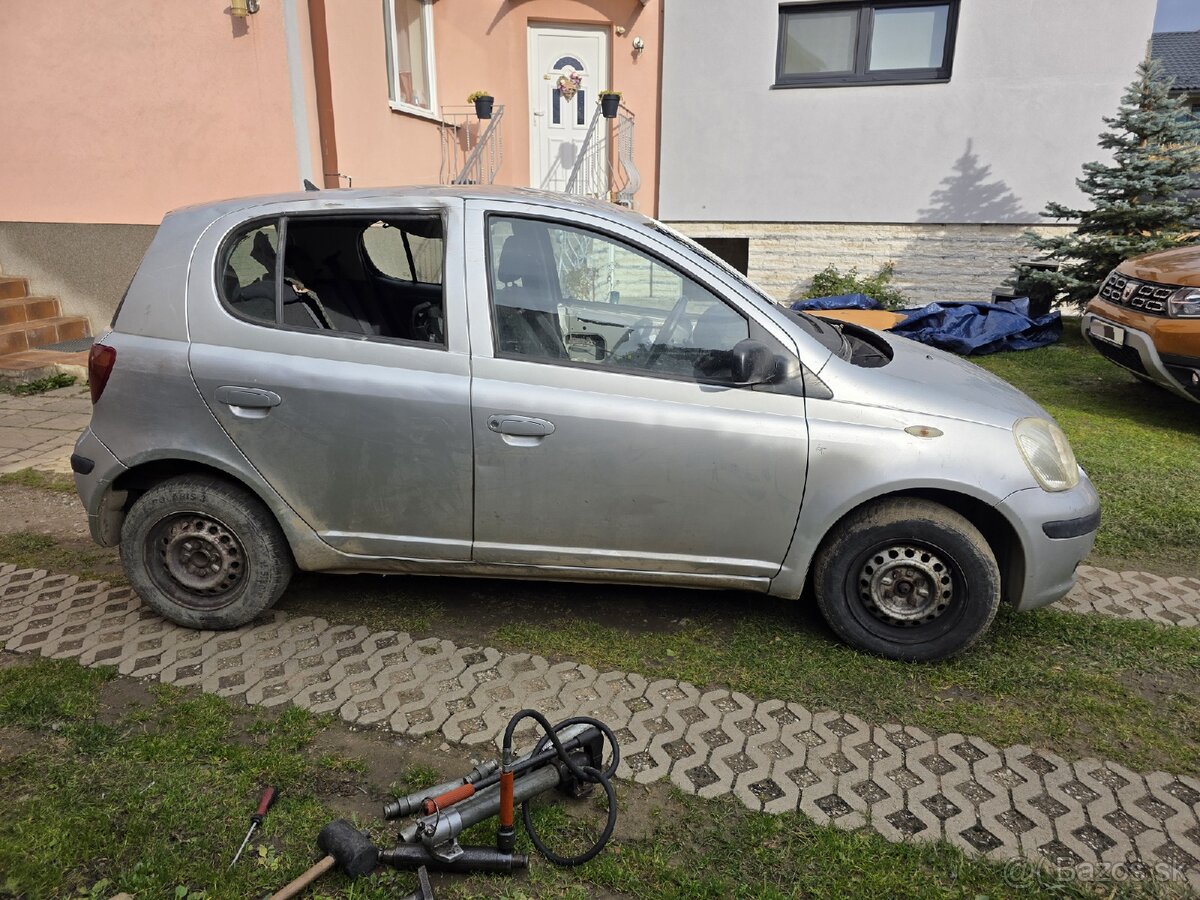 Toyota Yaris 1.0 VVT-i (2003) – Na Diely / V Celku - 3