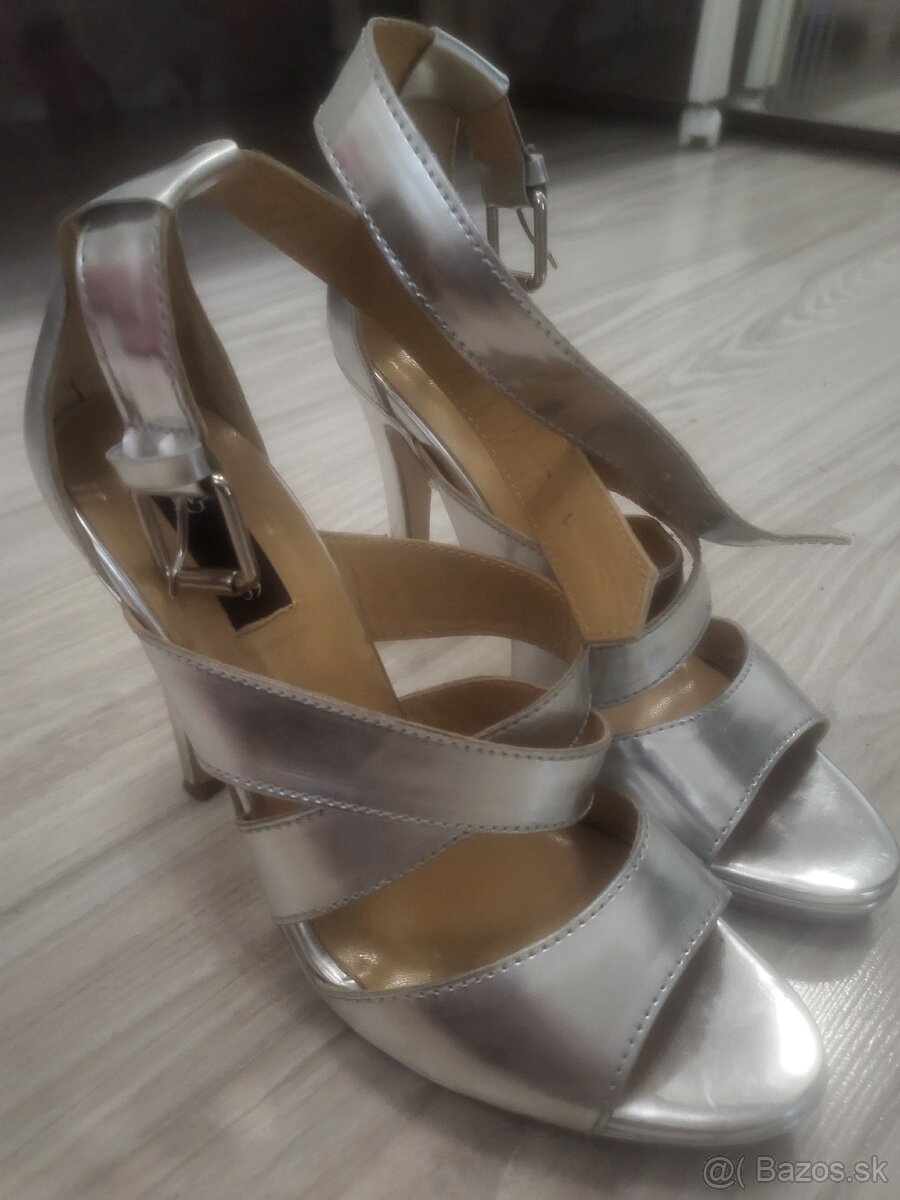 Strieborné sandále - 3