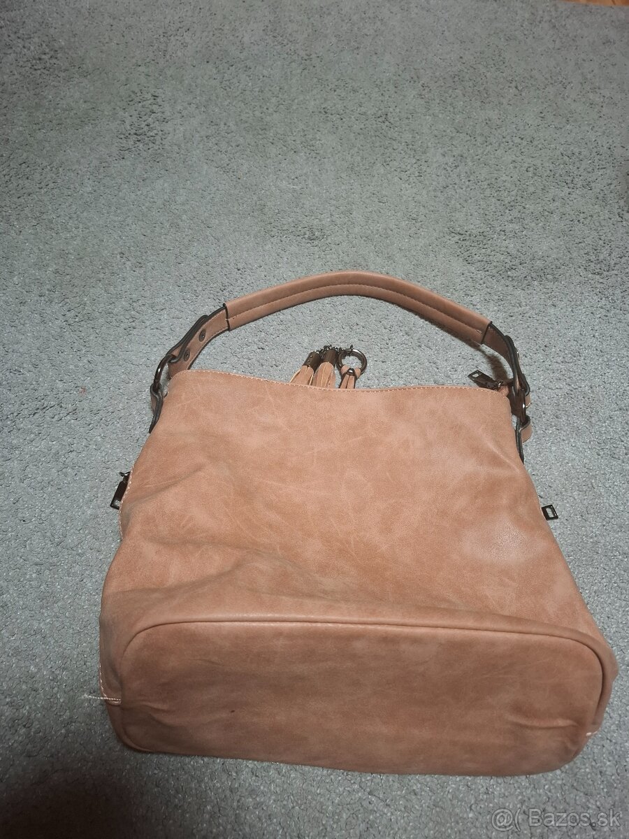 Predám peknú dámsku kabelku - 3