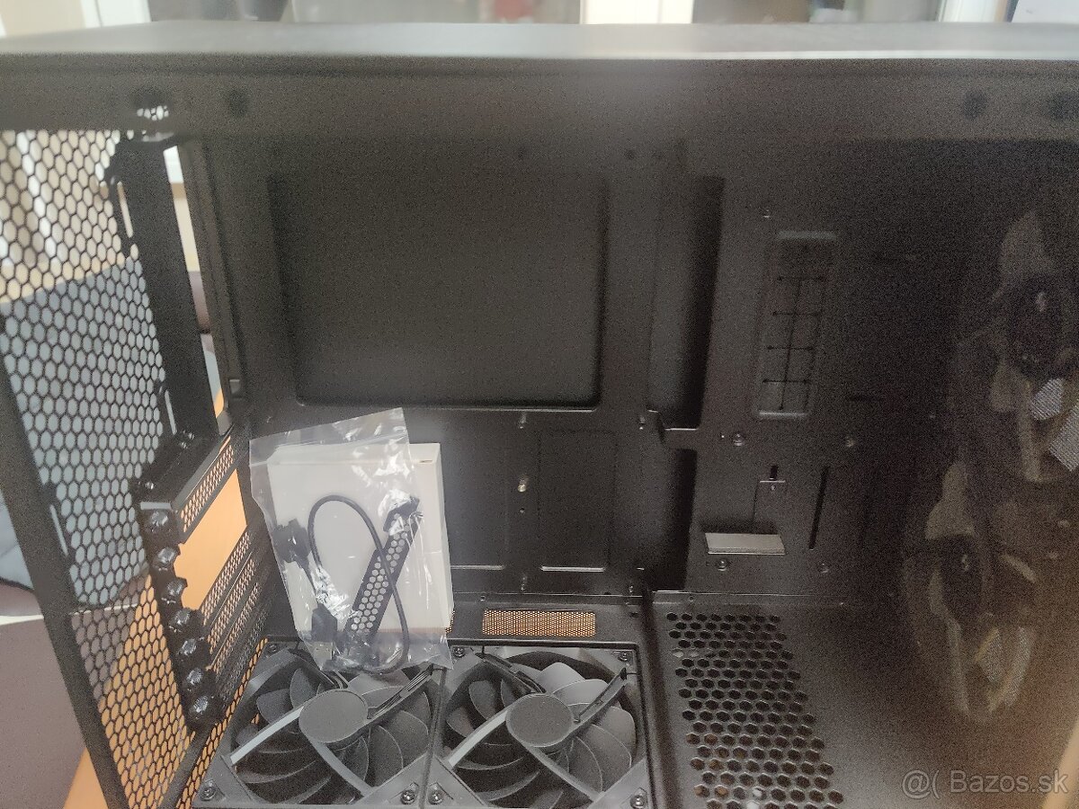 Lian Li LANCOOL 207 Digital BLACK - 3