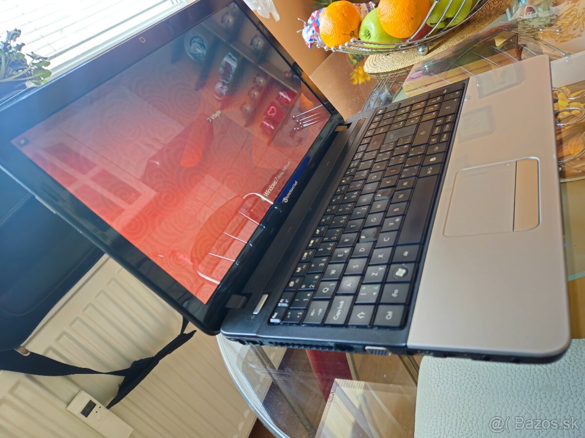 Packard Bell EasyNote TE11HC (Win 7 Original) - 3