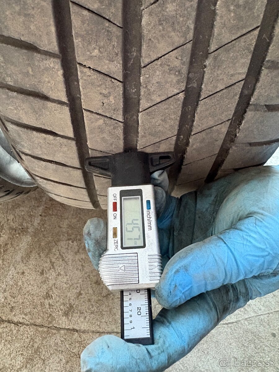 Letne pneu 215/50r17 - 3