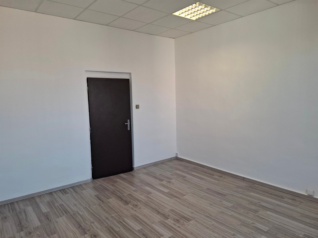 Kancelária do prenájmu Nitra, centrum, 19 m2 - 3