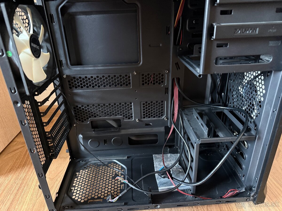 Zalman Z3 plus - 3