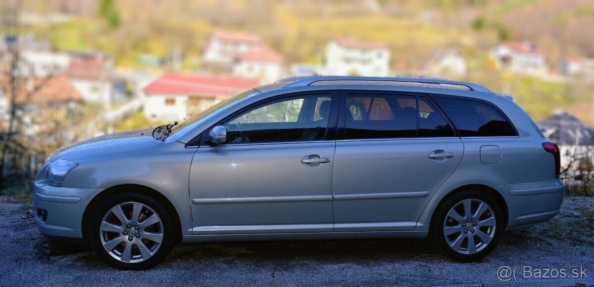 Toyota Avensis T25 Kombi - 3