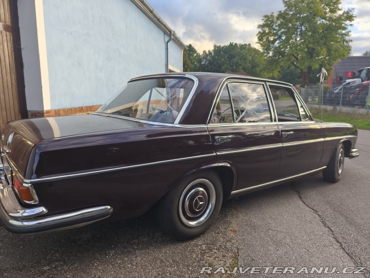Mercedes-Benz W108 250S - 3