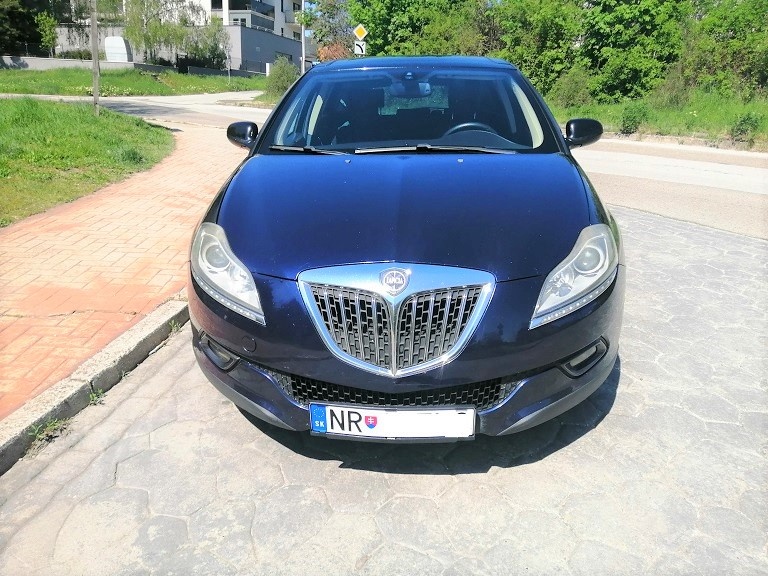 Lancia Delta 1.6 JTD Platino - 3