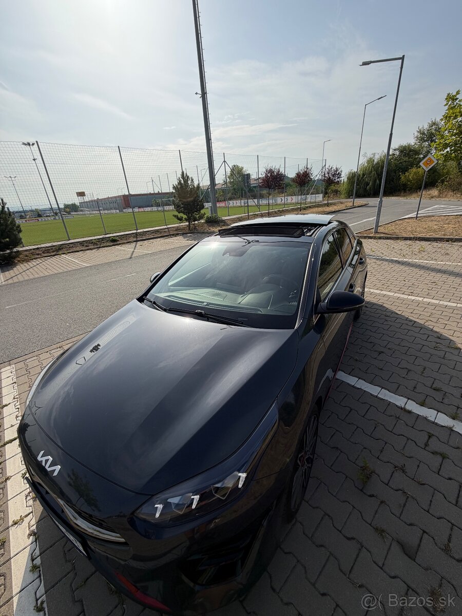 KIA PROCEED GT 1.6 T-GDi - 3
