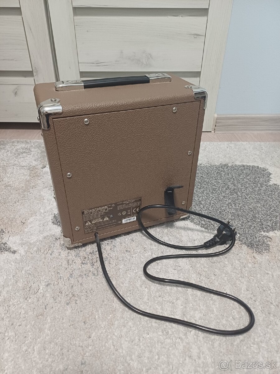 Fender Acoustasonic 15 Kombo pre elektroakustické nástroje - 3