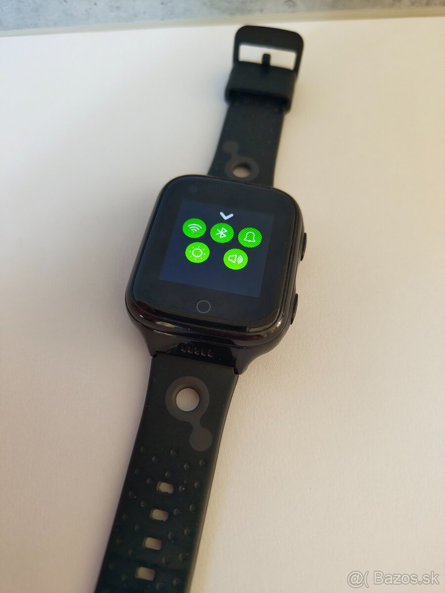 Detské smart hodinky Carneo GUARDKID+ 4G Platinum - 3