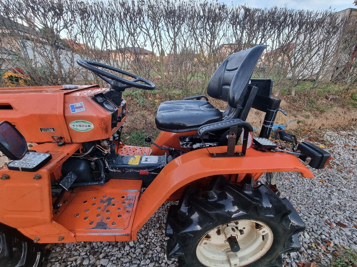 Kubota B1200 malotraktor - 3
