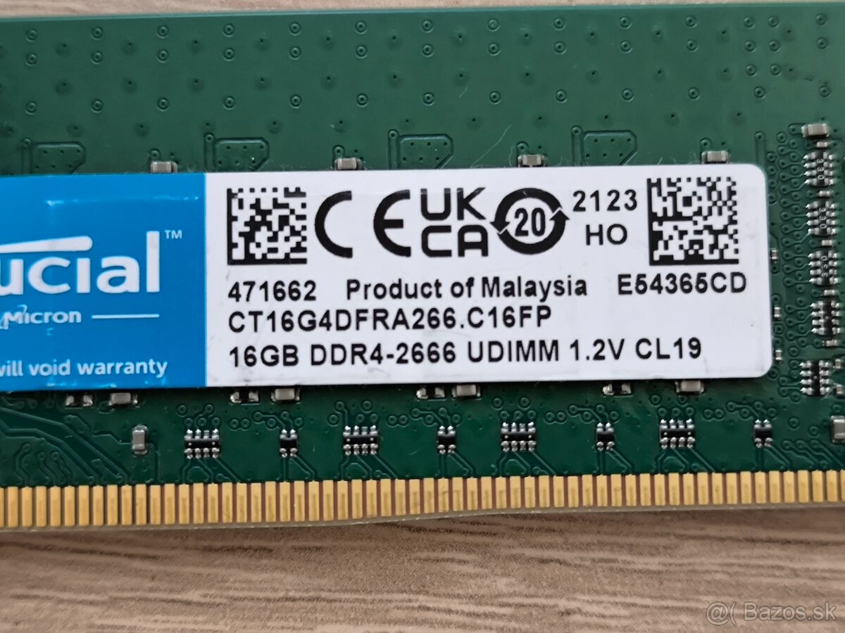 Predám pamäť Crucial 16G DDR4 - 2666 UDIMM 1.2V CL19 - 3