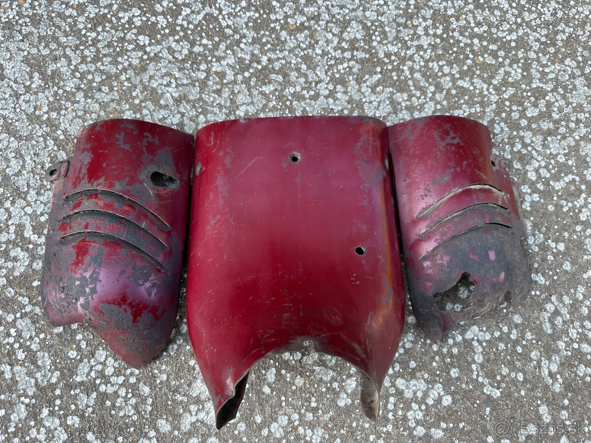 JAWA 550 / 555 prsícka - 3