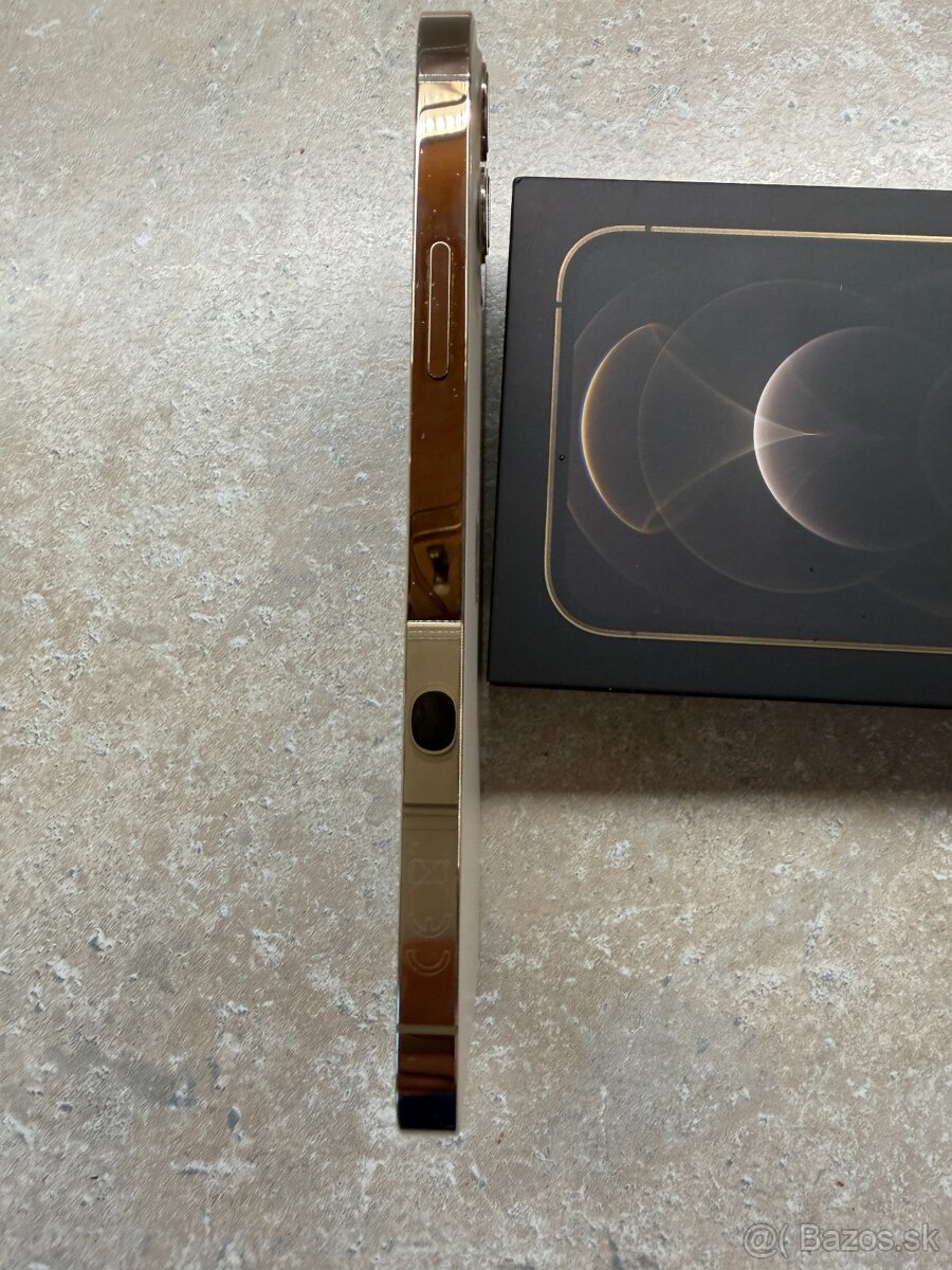 Apple iPhone 12 Pro - Gold - 3