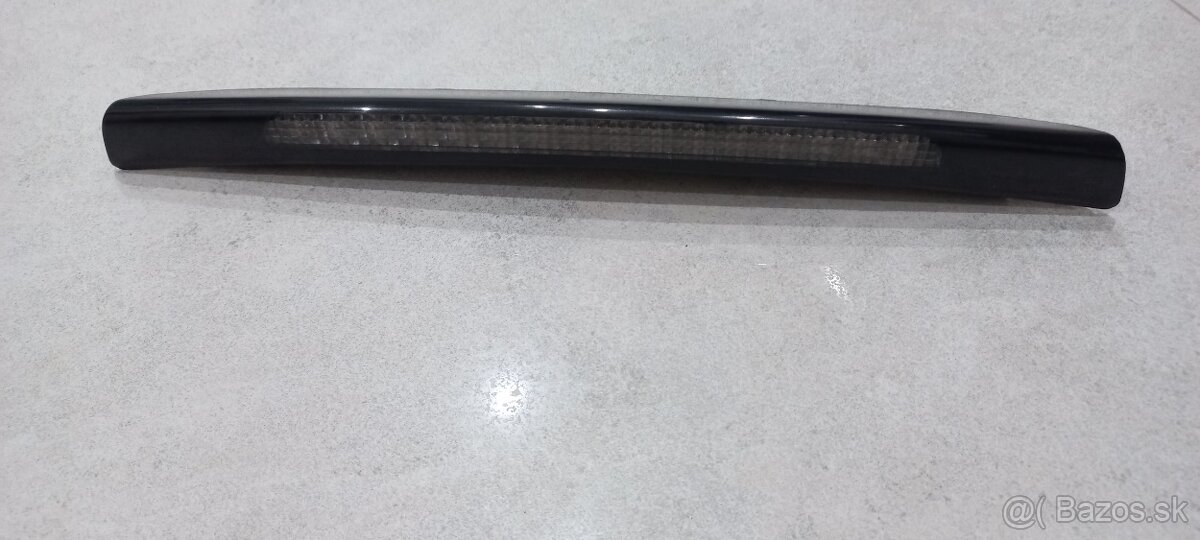 predam brzdove svetlo na renault a ford a ine auta - 3