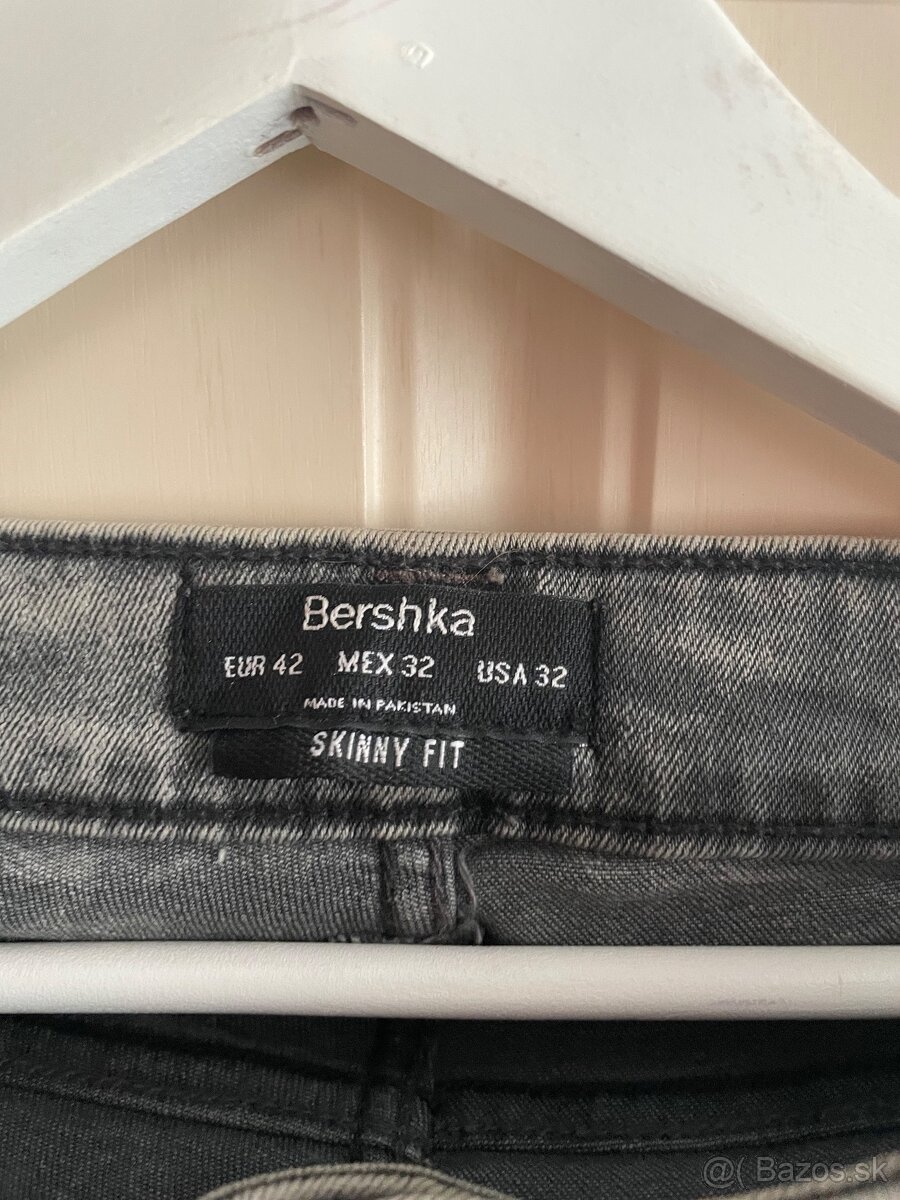 Rifle Bershka čierne - 3