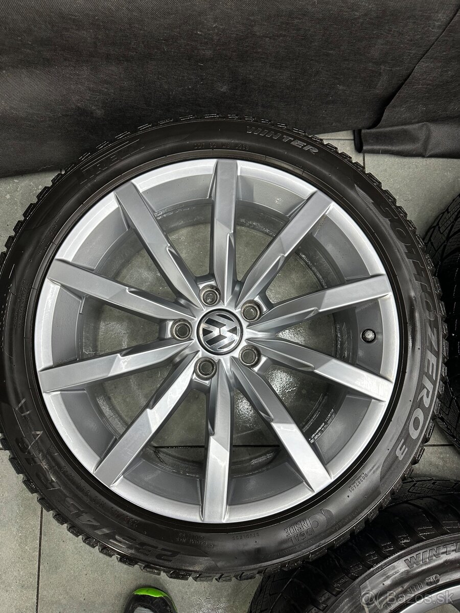 5x112 r18 Monterrey Passat b8 top stav - 3