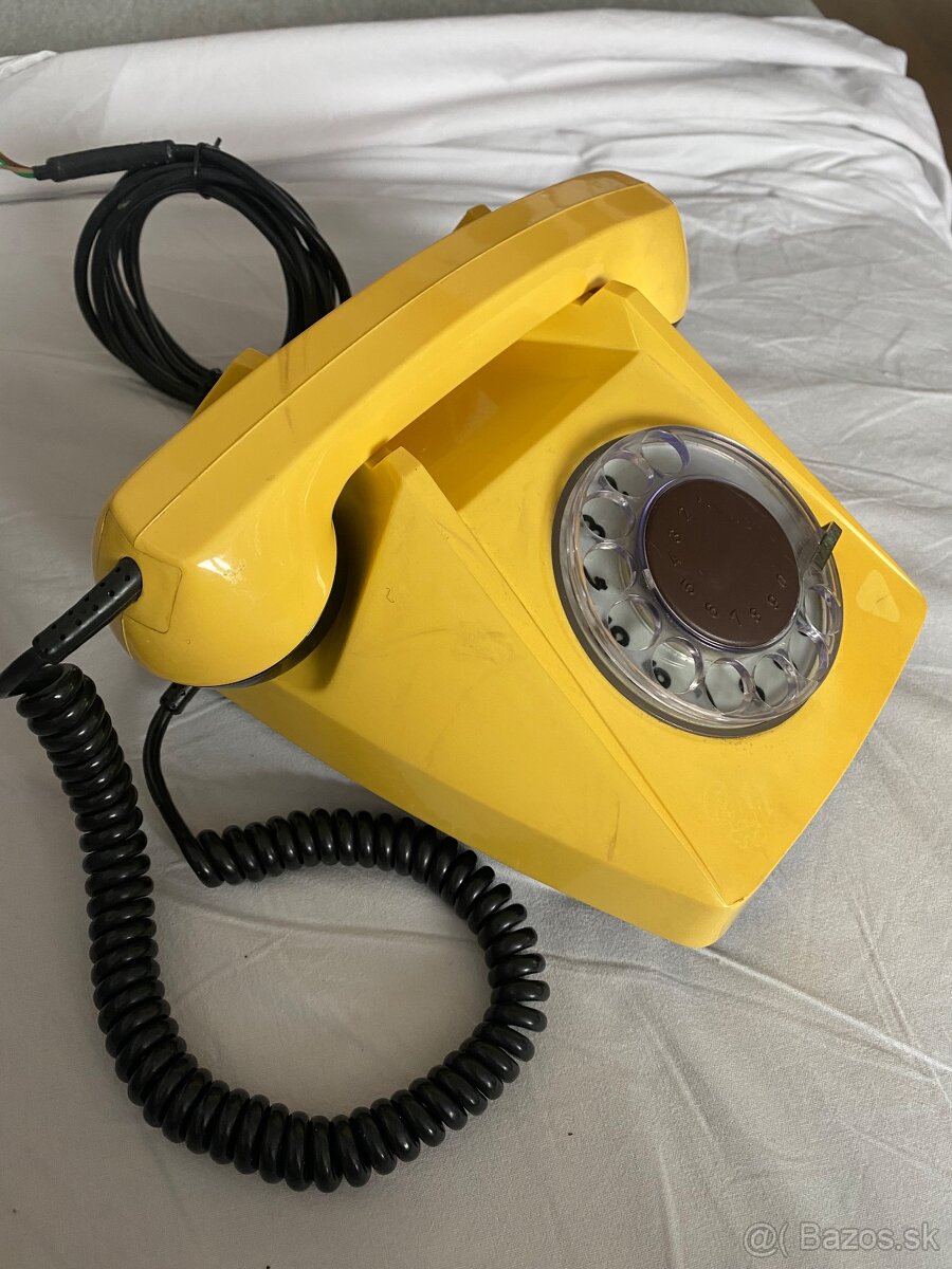 Retro vytáčací telefón - 3