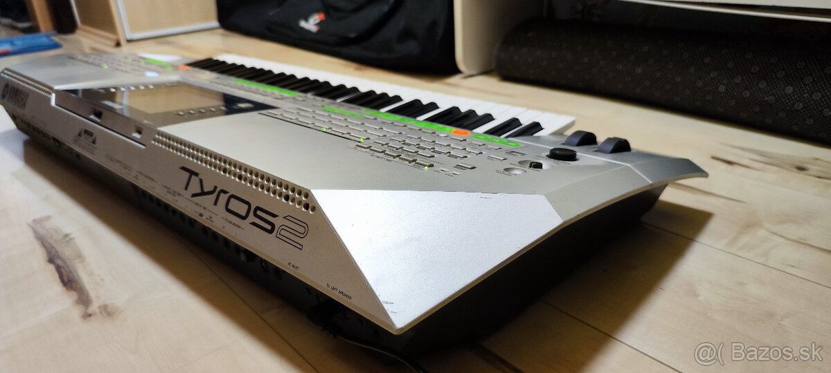 YAMAHA TYROS 2 - 3