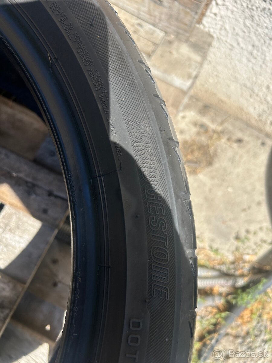 Bridgestone 225/40/18” - 3
