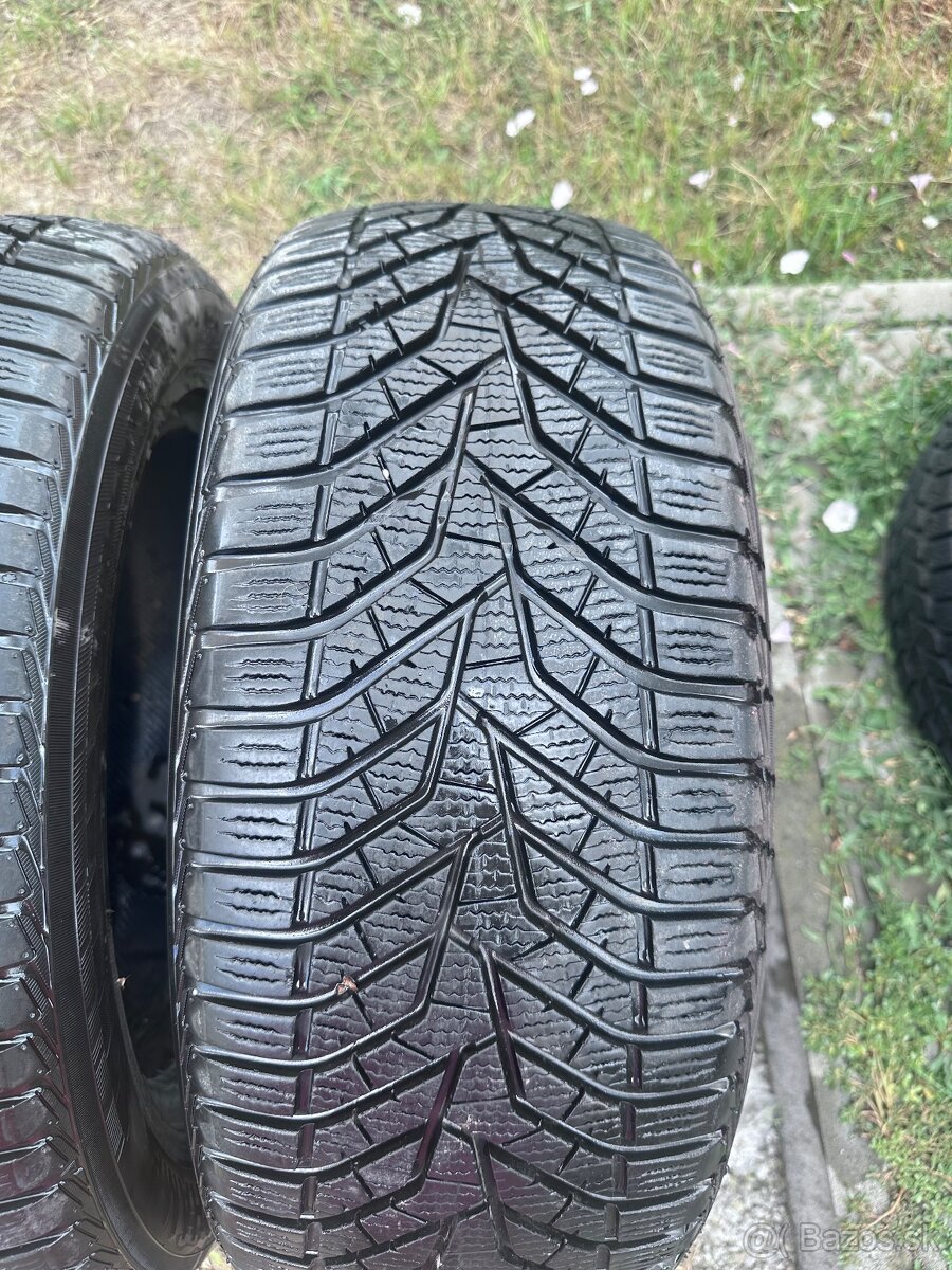 Zimne pneu 215/55R16 - 3