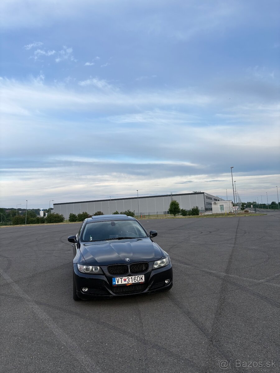 BMW e90 318d - 3