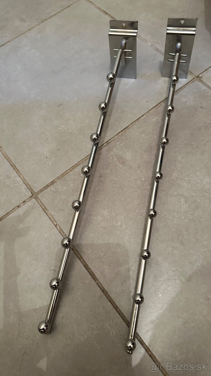 Slatwall panel na stenu 80x122 cm - 3