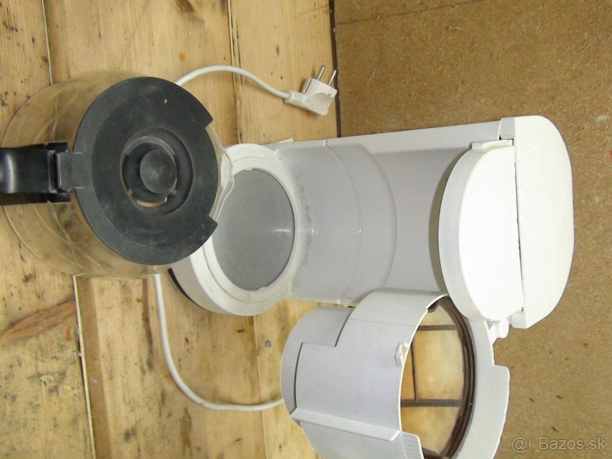 Kávovar - 3