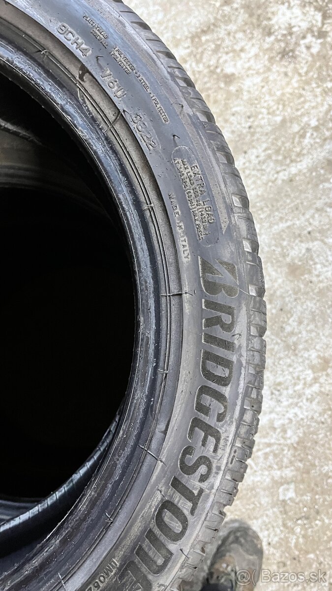Pneu 205/50 r17 - 3