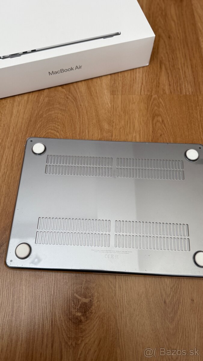 MacBook Air 13" (M2, 2022) – výborný stav - 3