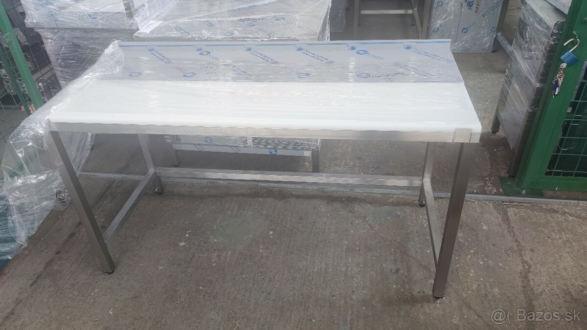 Nerezový nábytok, pracovné gastro stoly, mäsiarsky stôl - 3