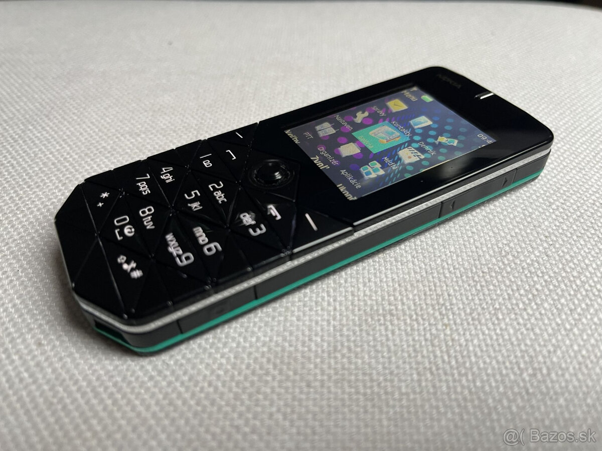 .: NOKIA 7500 Prism :. - 3