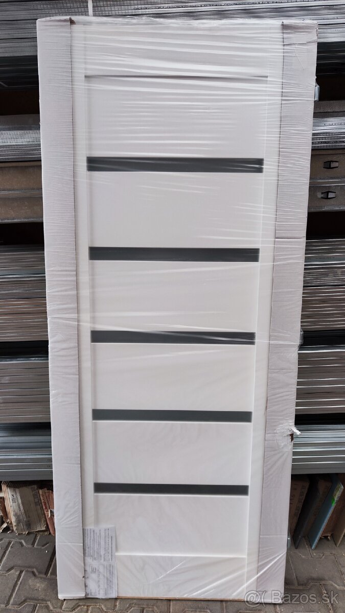 Dvere do sklom 80P biele - 3