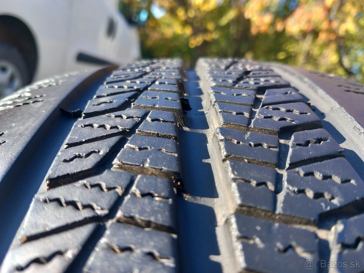215/70 r15C zimné pneumatiky - 3