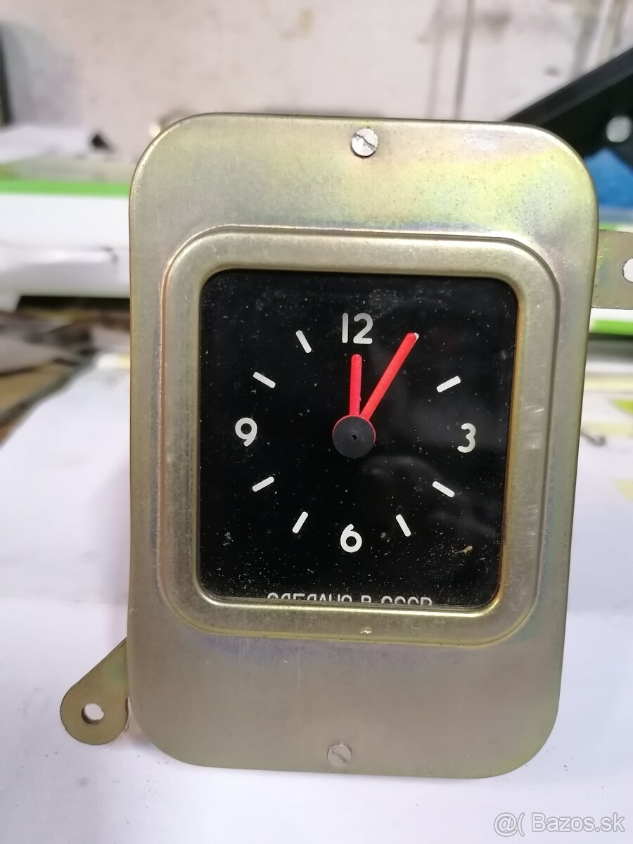 Auto hodinky VOLHA 24 - 3