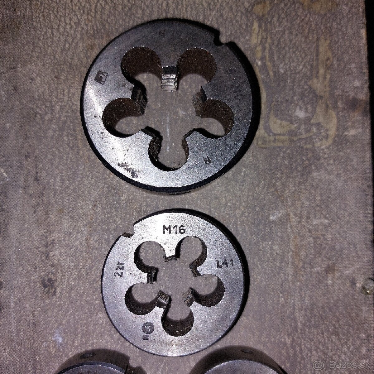 Závitové očká - 3