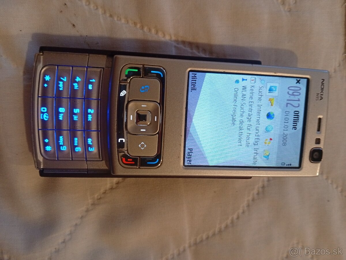 Nokia N 95 v top stave - 3