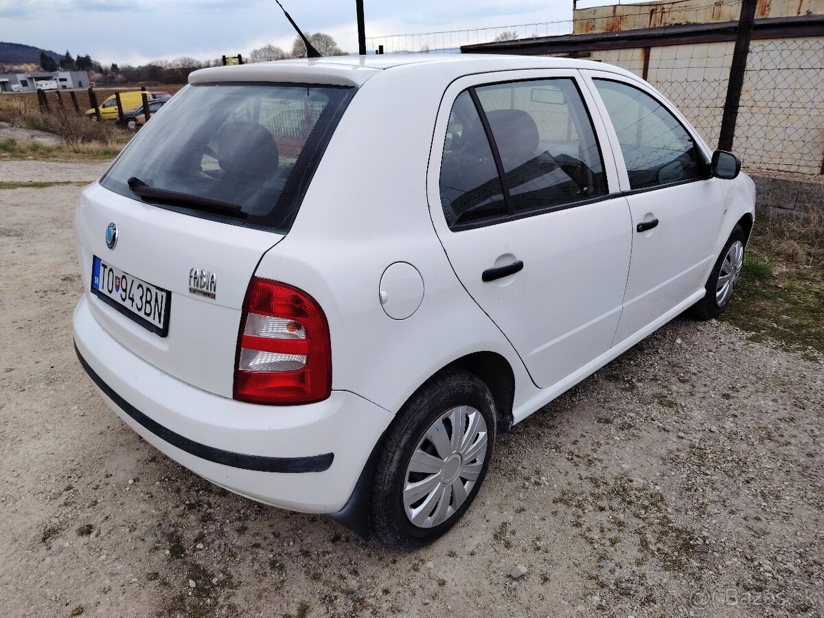 Škoda Fabia 1.2-12V,47kw,r.v.2003 - 3