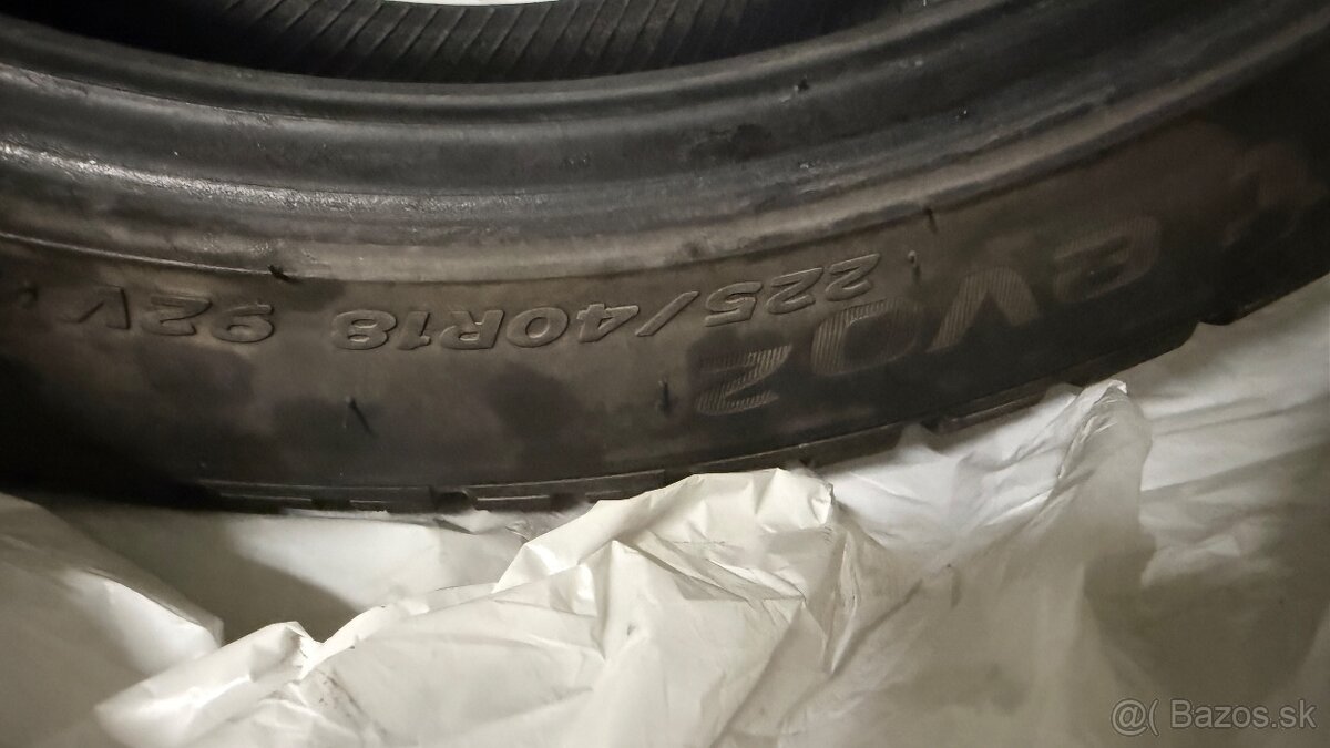 Zimné pneumatiky Hankook 225/45 R18 - 3