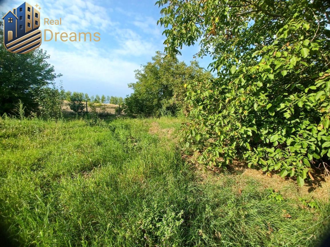 Stavebný pozemok na predaj – Veľké Zálužie, len pár minút od - 3