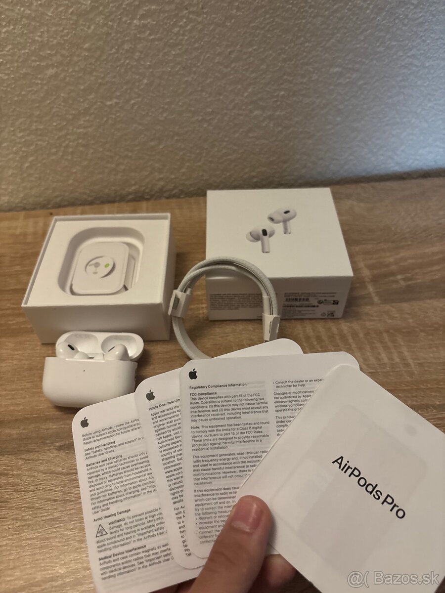 Apple Airpods Pro 2nd Gen. USB-C - 3