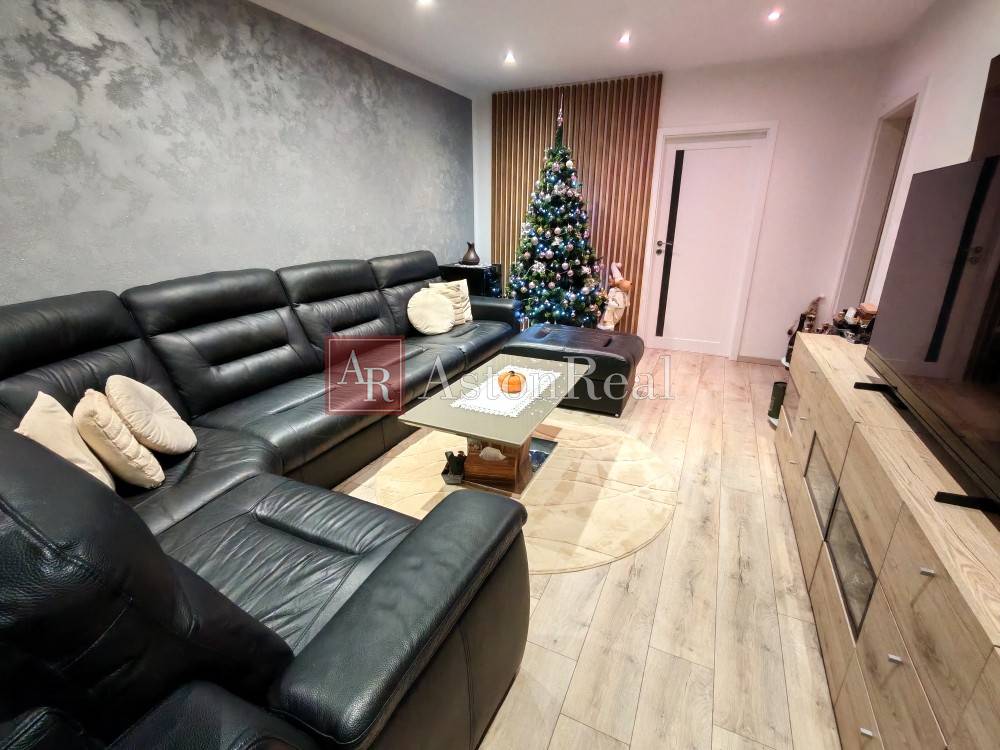 IBA U NÁS Elegantný 3+1 byt, lodžia,kompletná rekonštrukci - 3