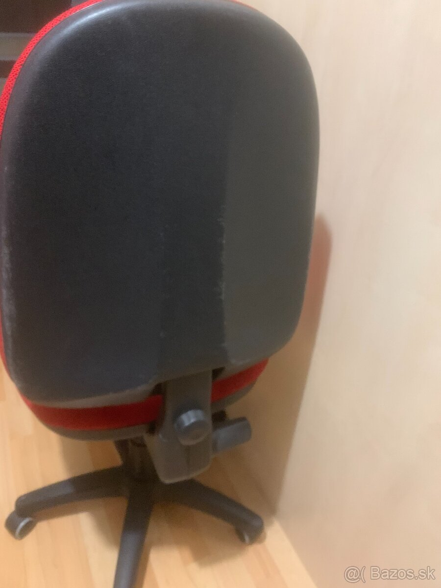 študentská stolička - 3