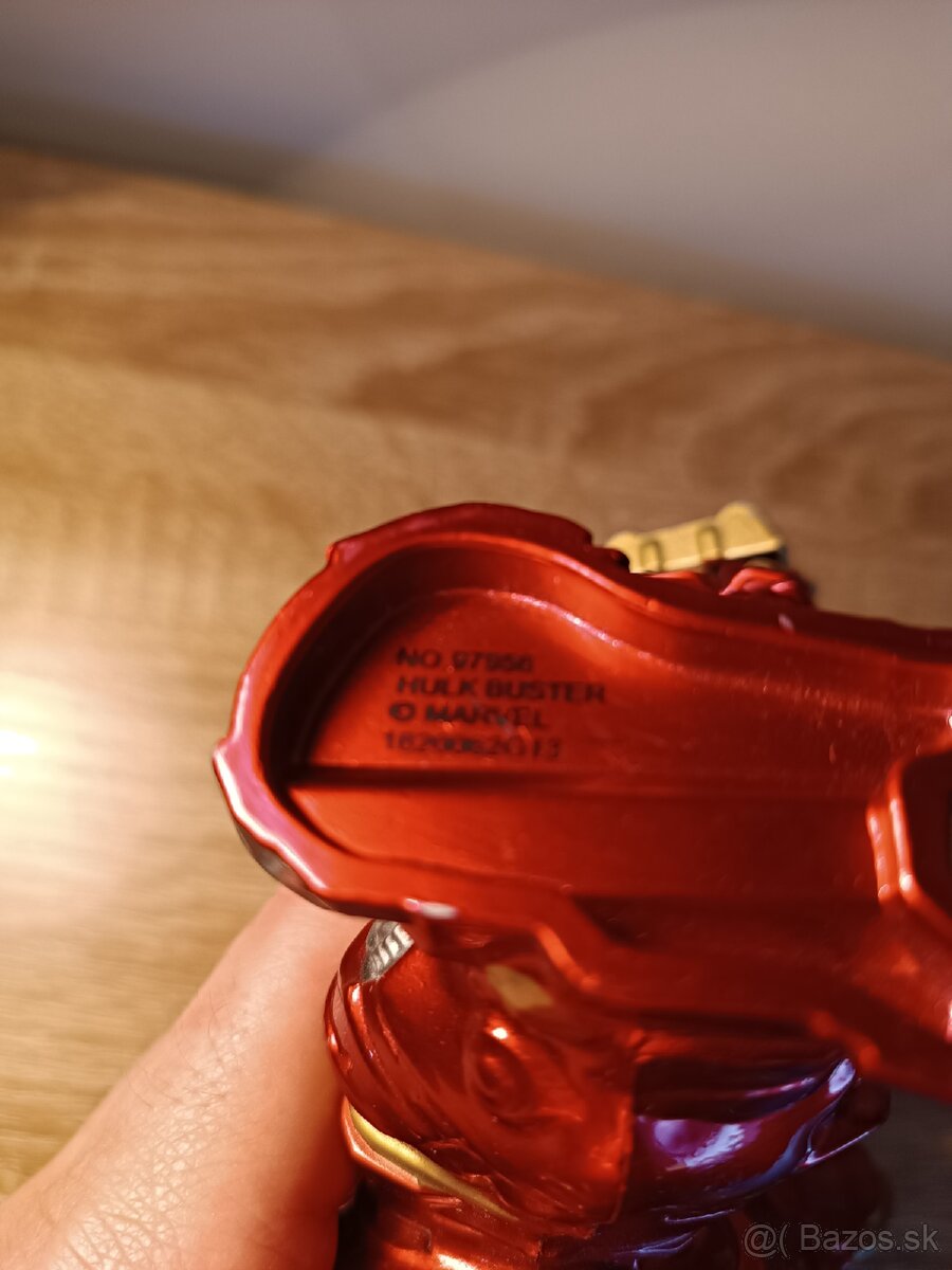 Kovový IRONMAN a HULKBUSTER - 3