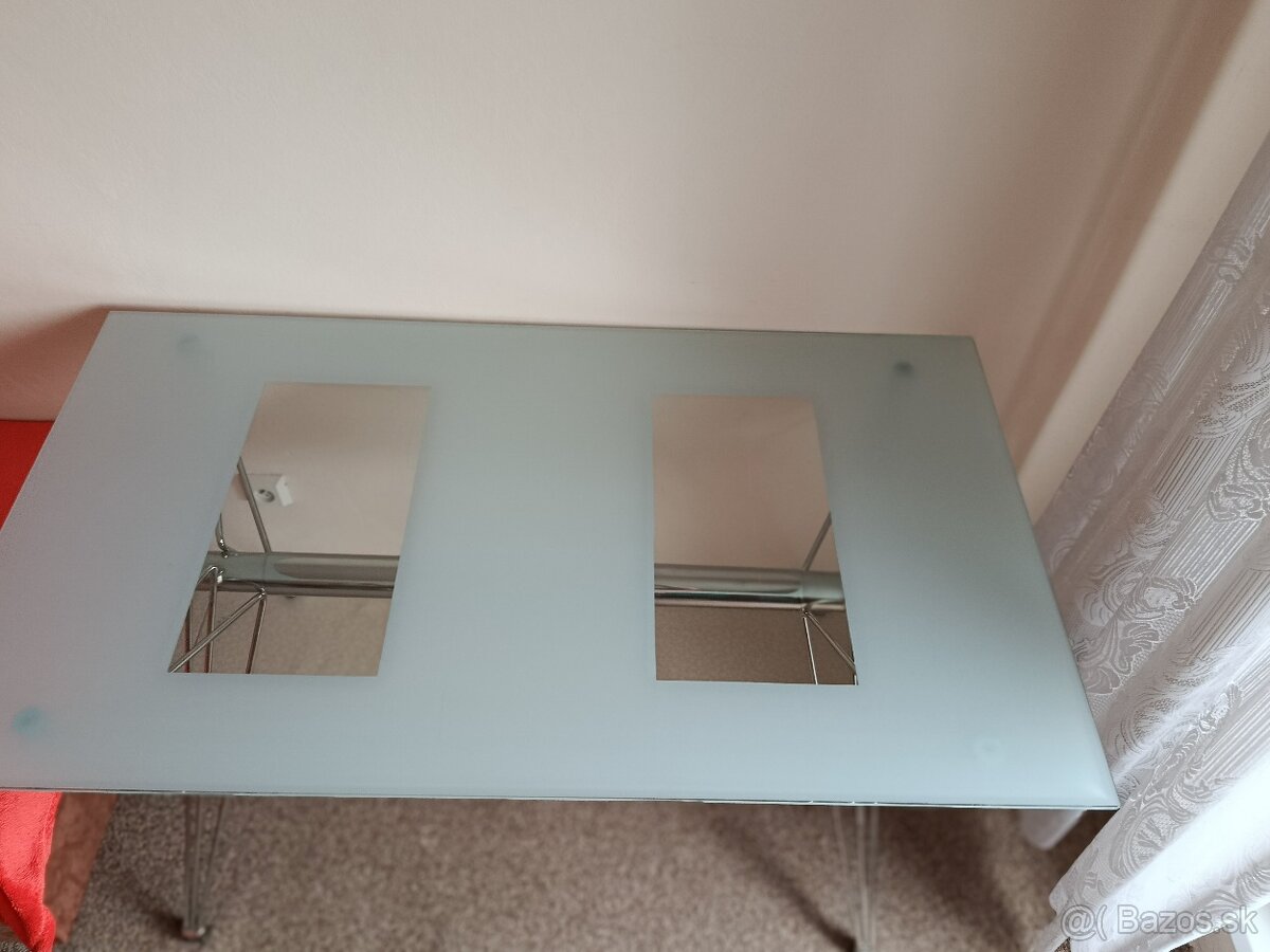 Jedálenský stôl - 3