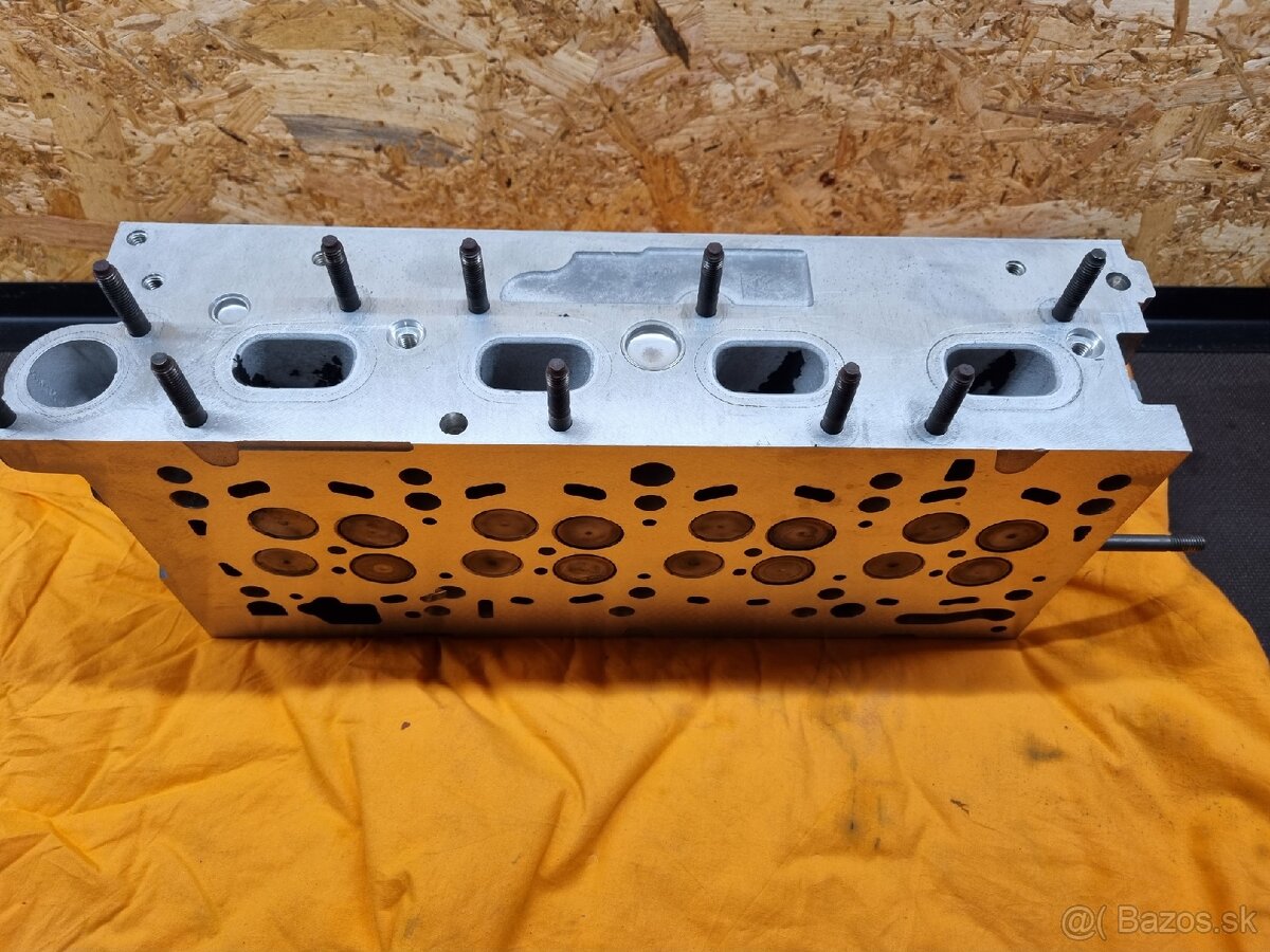 Hlava valcov VW, Škoda 1.6TDI 04L103373E 04L103064F - 3