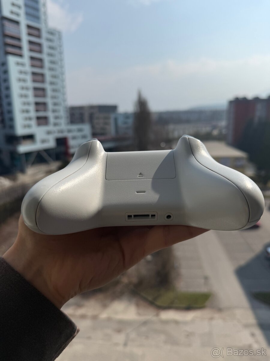🎮 Predám Xbox bezdrôtový ovládač – biely - 3