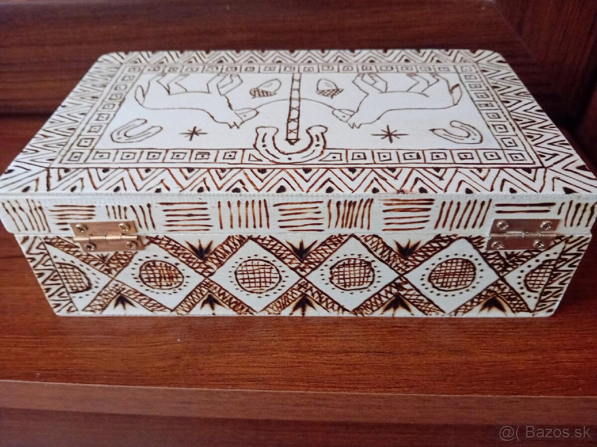 Predám ručne vypaľovanú krabičku kone - 3