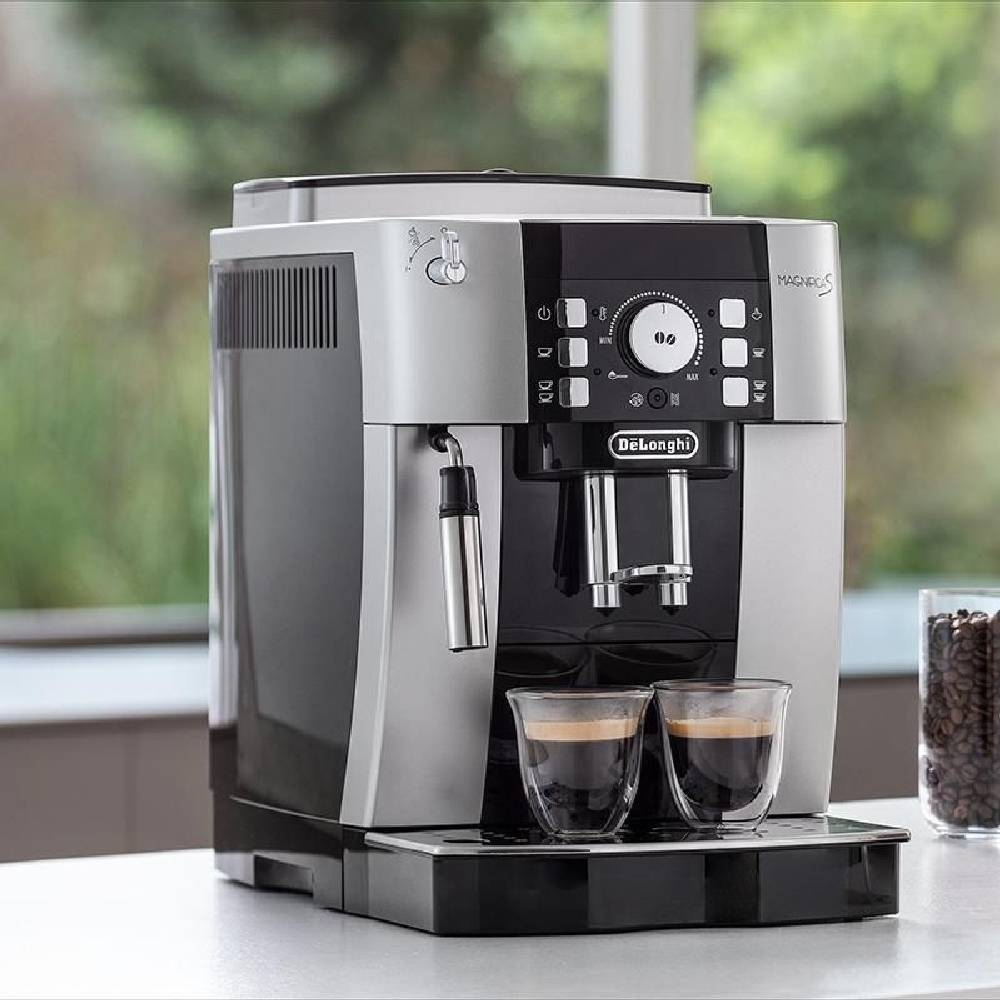 Automatický kávovar De'longhi MagnificaS+1kg Brazílska káva - 3