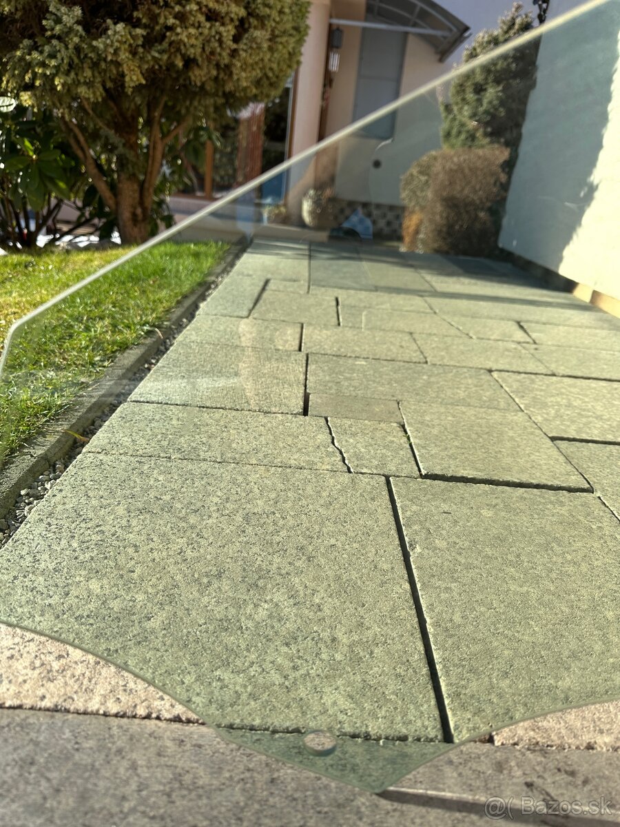 Predné sklo Audi A4 B9.5 - 3